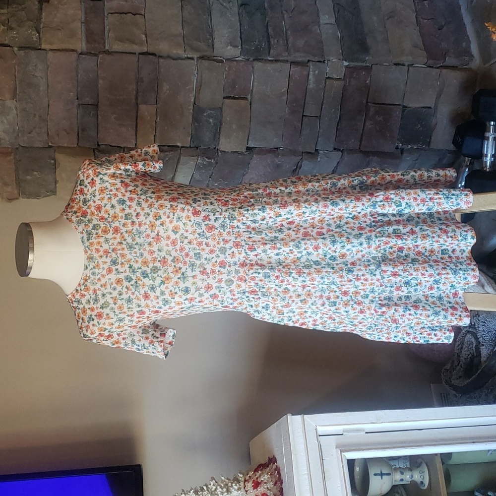 Zara light weight flower dress